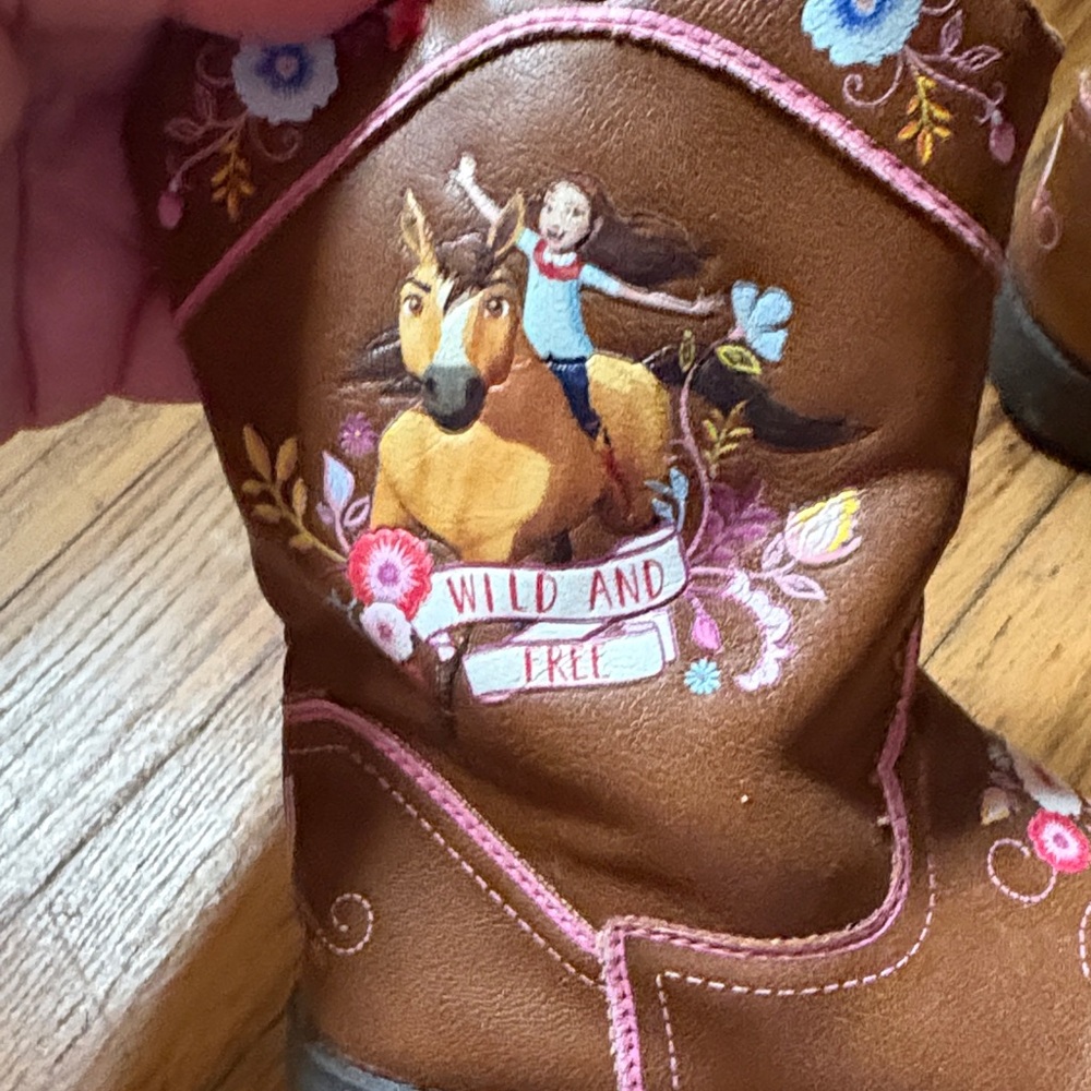 Spirit by Dreamworks Adorable Brown Cowboy Boots - Picture 2 of 4